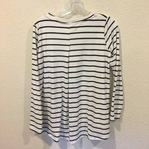 bobeau Tops - NWT Bobeau black and white striped long sleeve top bobeau Tops - NWT Bobeau black and white striped long sleeve top